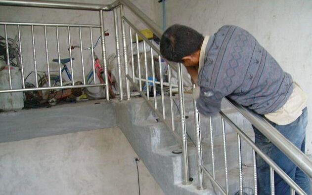 ¥������