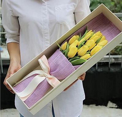 ��ɫ������