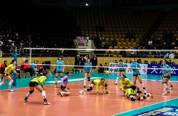 ���򳡵ر�׼�ߴ�