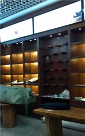 �人����·�򾰹�������װ��Ч��ͼ