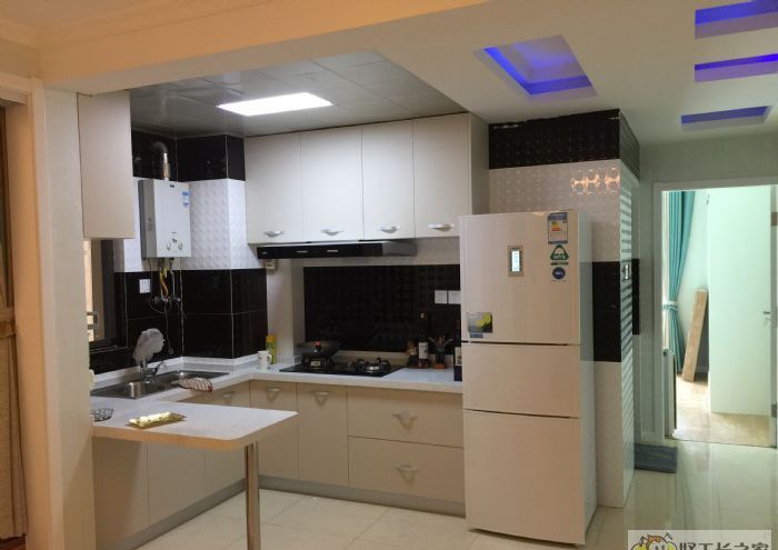 �Ϸʽ�ɫ��ͩװ��Ч��ͼ