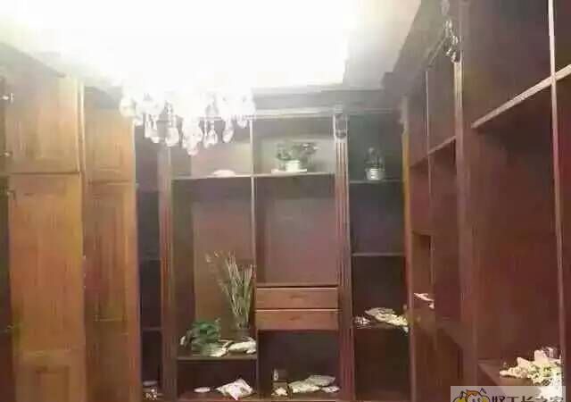 �ɶ�����һ��װ��Ч��ͼ