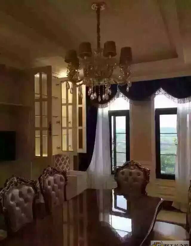 �ɶ�������ά��װ��Ч��ͼ