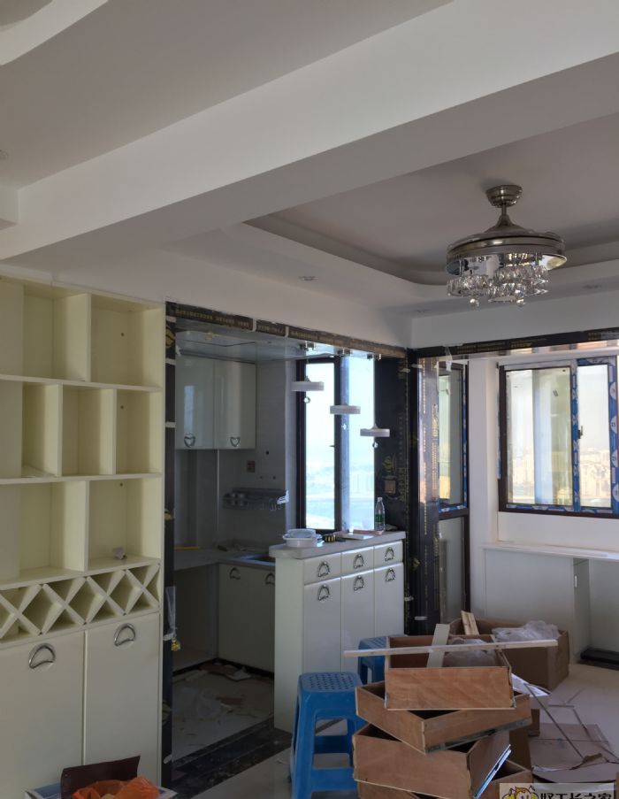 �ϲ��к�������װ��Ч��ͼ