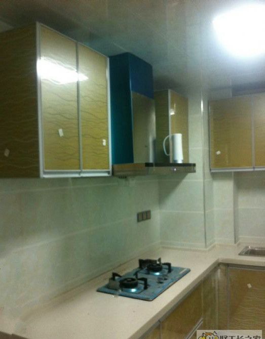 �人�Ϲ�����װ��Ч��ͼ