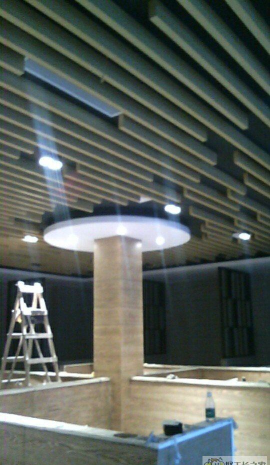 ��ݸ��������ֻ����װ��Ч��ͼ