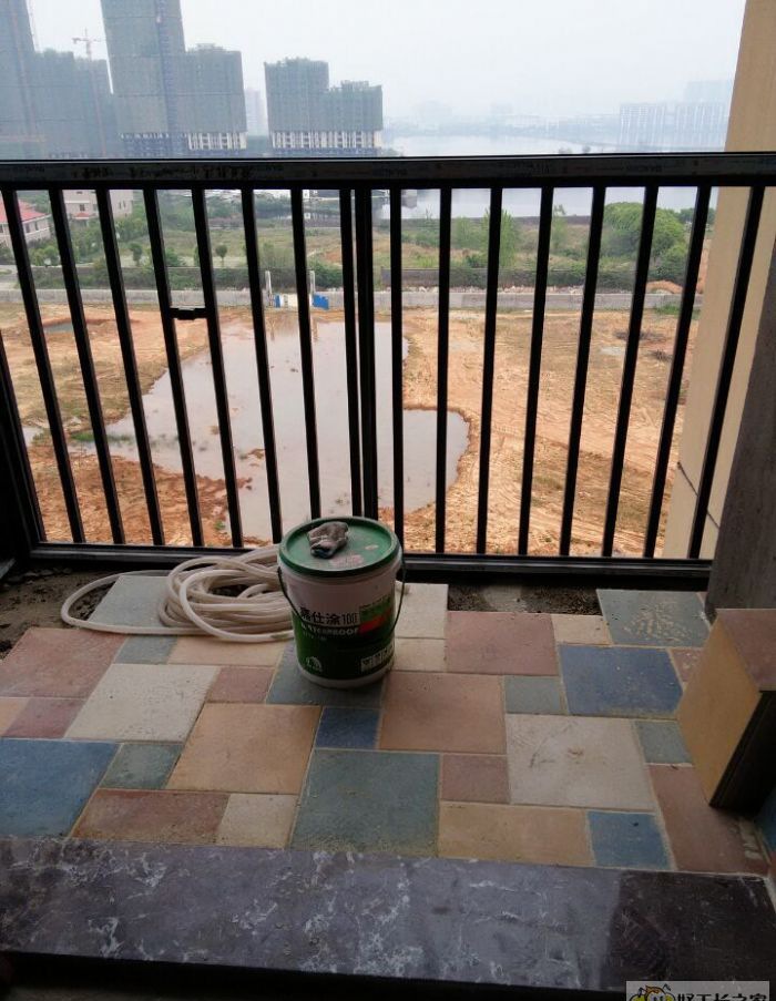 �人��Ͷ����װ��Ч��ͼ