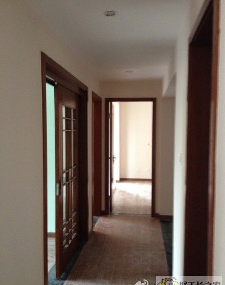 �ɶ��������к�װ��Ч��ͼ