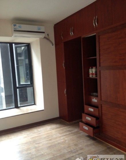 �ɶ��������к�װ��Ч��ͼ