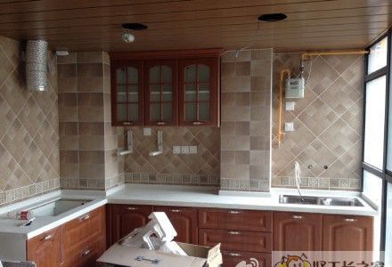 �ɶ��������к�װ��Ч��ͼ