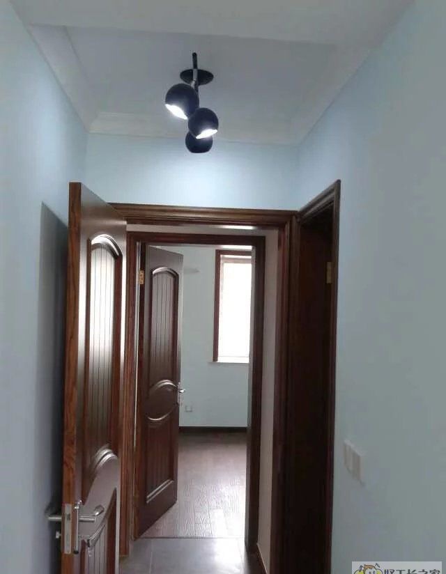 �Ϻ�������·װ��Ч��ͼ