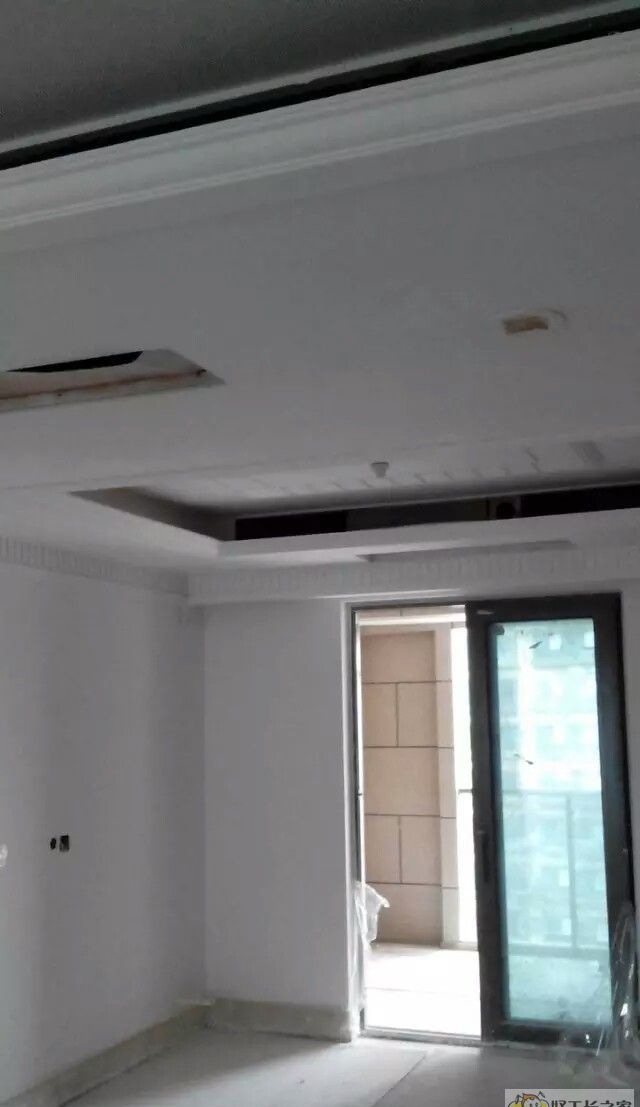 �Ϻ����´�װ��Ч��ͼ