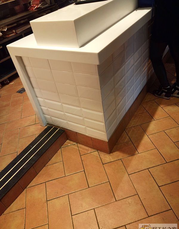 �人�ϲ����KFCװ��Ч��ͼ