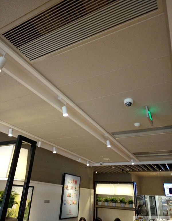 �人�ϲ����KFCװ��Ч��ͼ