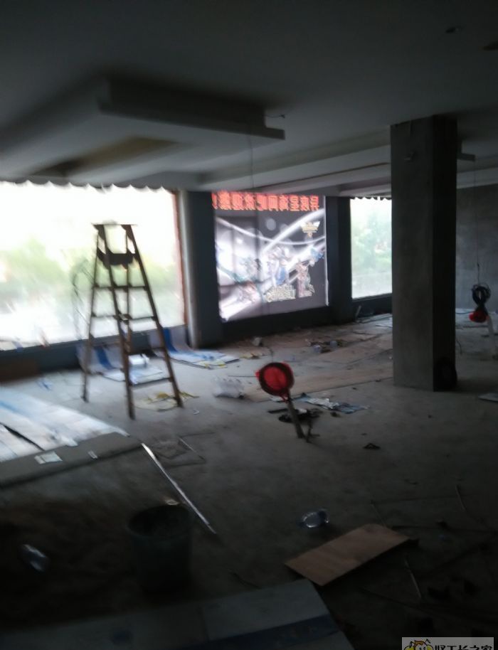 �人E����������װ��Ч��ͼ