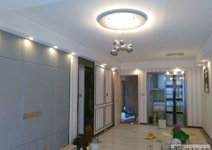 �ɶ�Ӣ������װ��Ч��ͼ