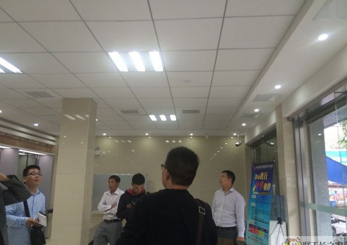 �ɶ��������������־�װ��Ч��ͼ