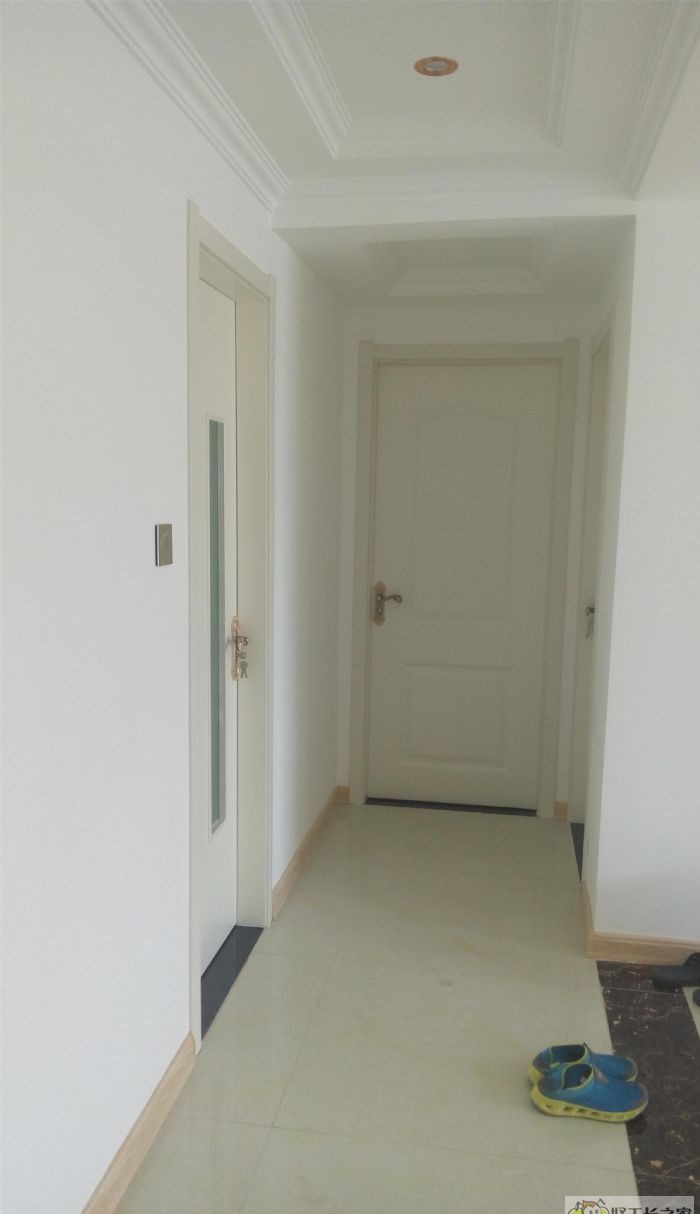 �ൺ��һ��ɫ����װ��Ч��ͼ