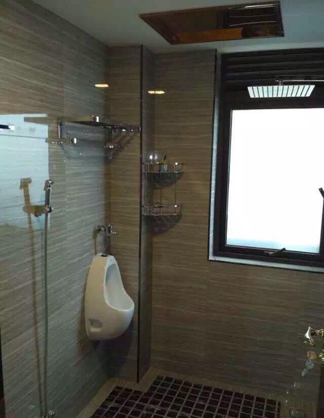 �����ھ���۪Է����װ��Ч��ͼ