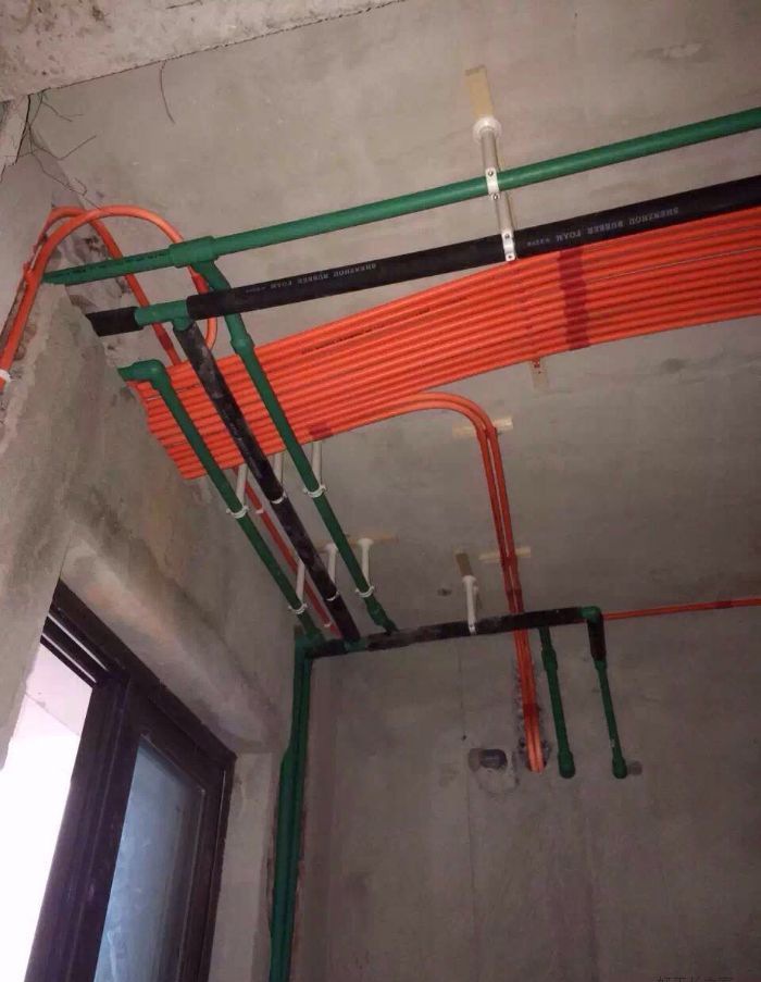 �����ھ���۪Է����װ��Ч��ͼ