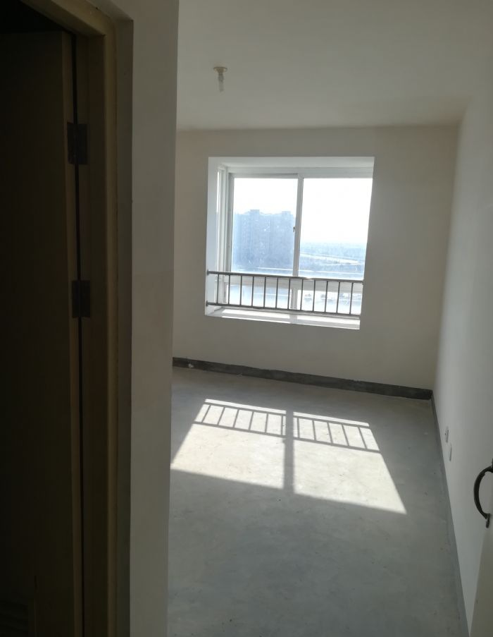 �Ϻ��׺��Էװ��Ч��ͼ