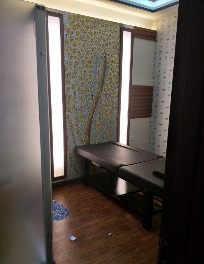 上海壹百分美容美发装修效果图