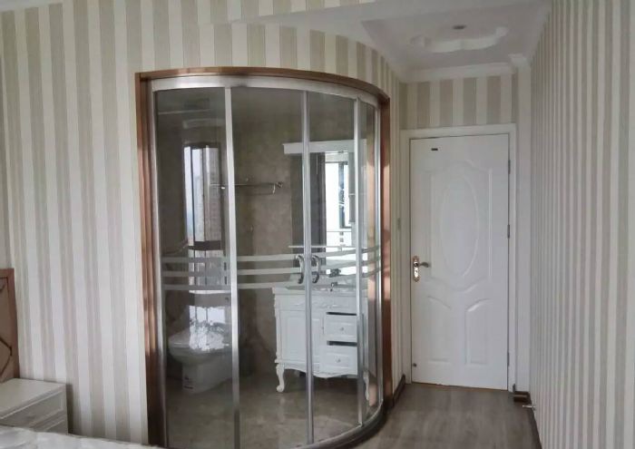 �人���ǻ���װ��Ч��ͼ