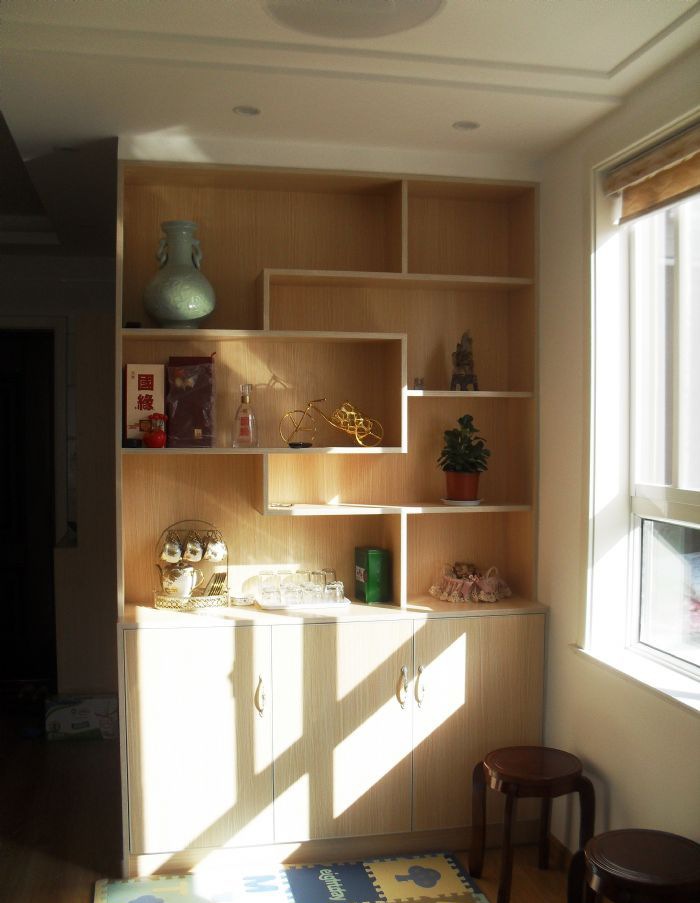 �γǽ�ɫ��Եװ��Ч��ͼ