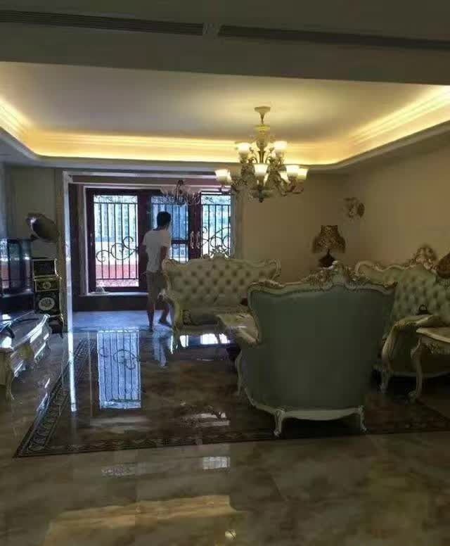 �Ͼ���ѧ��װ��Ч��ͼ