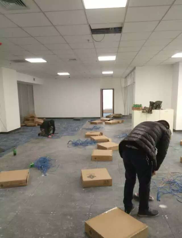 西安办公室装修效果图