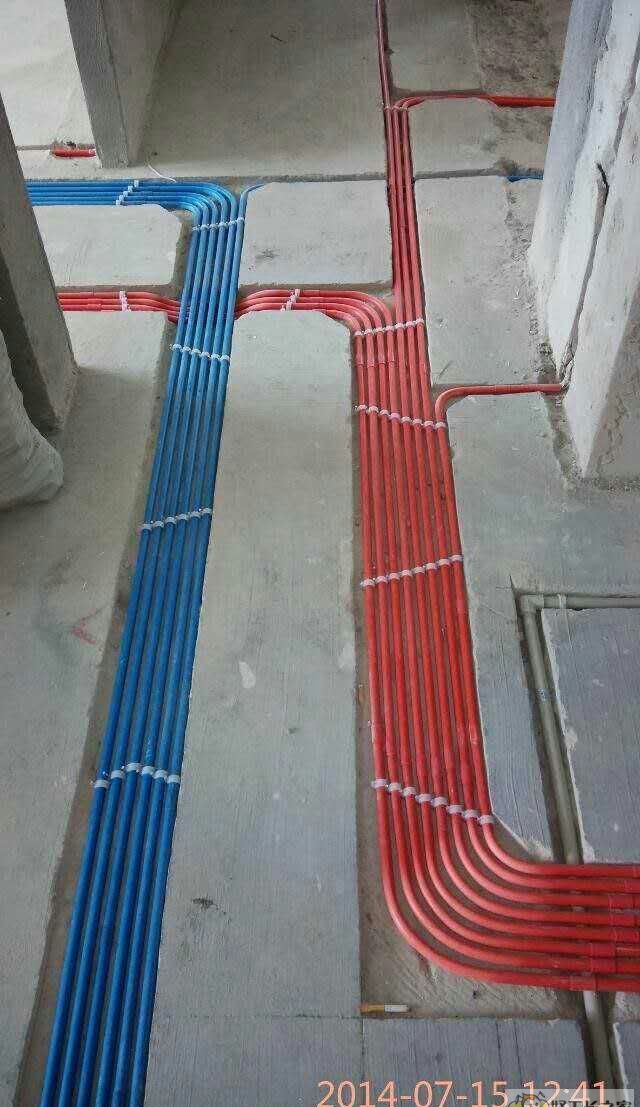 �人�ٲ�ͤ�ִ���װ��Ч��ͼ