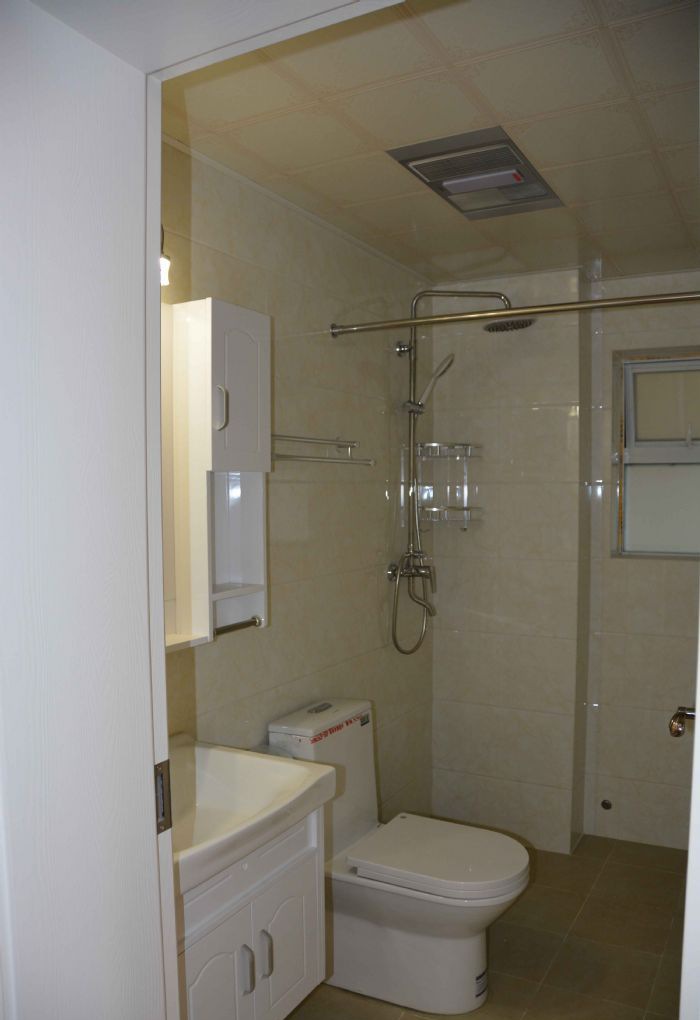 �ɶ�����COCO�۳�װ��Ч��ͼ