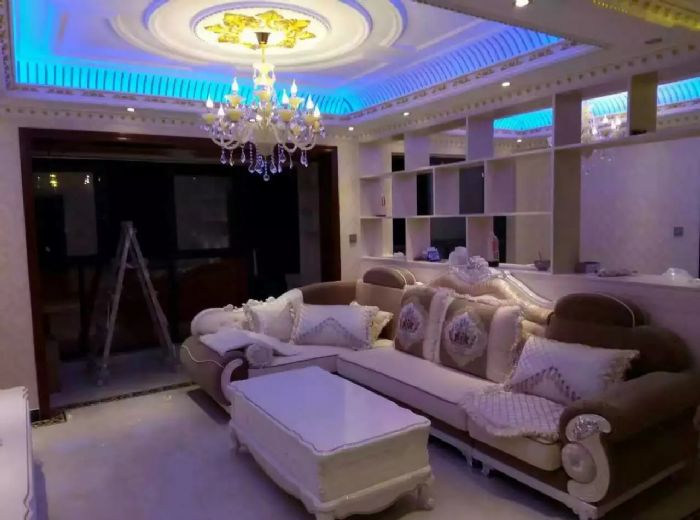 �ɶ�ѧ���´�װ��Ч��ͼ