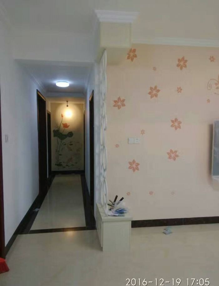 ���ں����ϵ�С��װ��Ч��ͼ