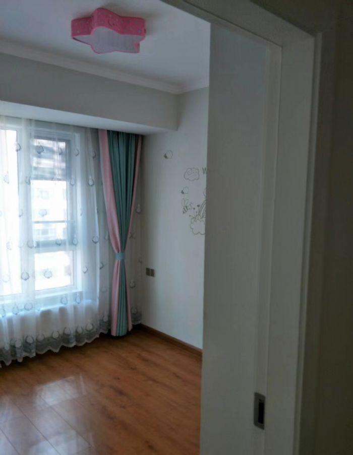 �人�����и�װ��Ч��ͼ