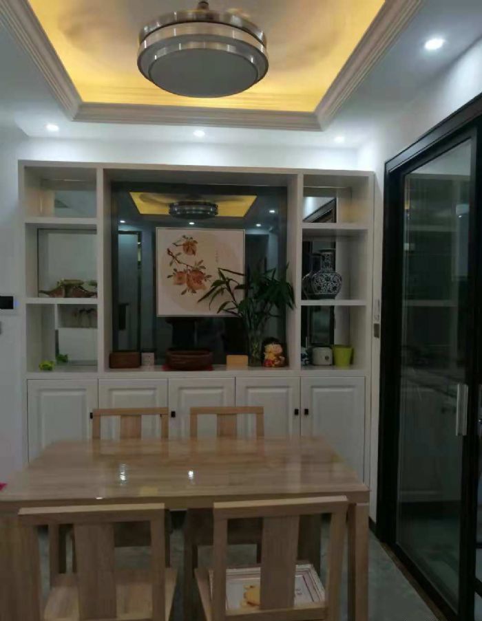 �人��Ͷ��ɫ����װ��Ч��ͼ