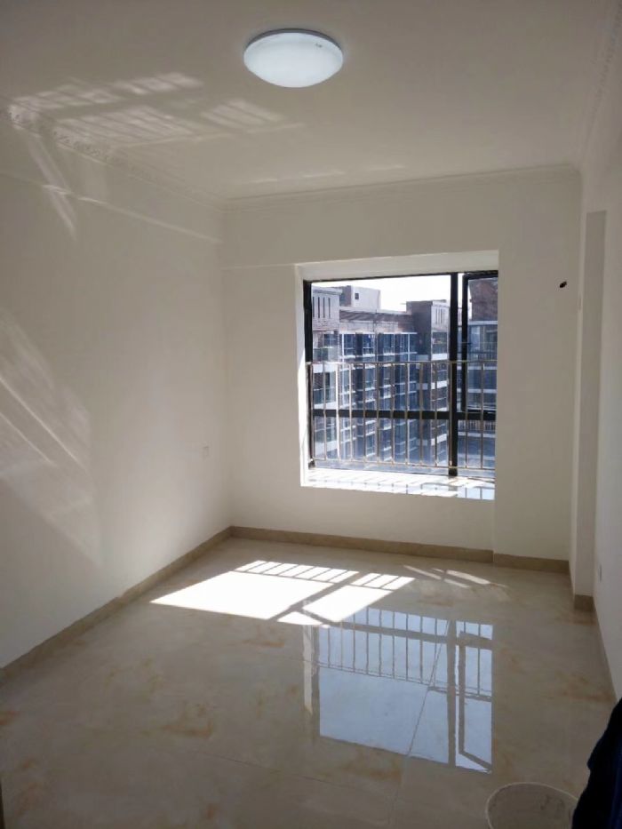 ���ڸ���������Էװ��Ч��ͼ