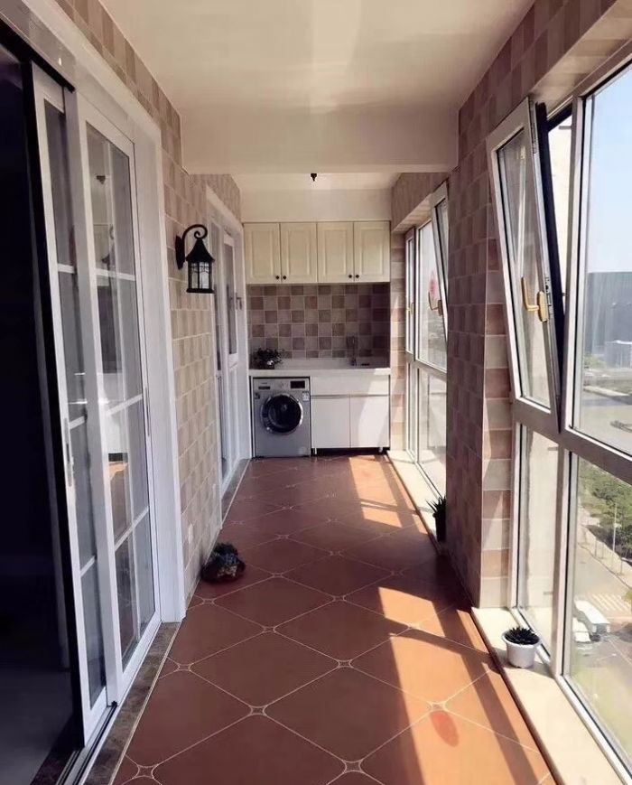 �Ϻ���̨�ռ����Ϣ�װ��Ч��ͼ