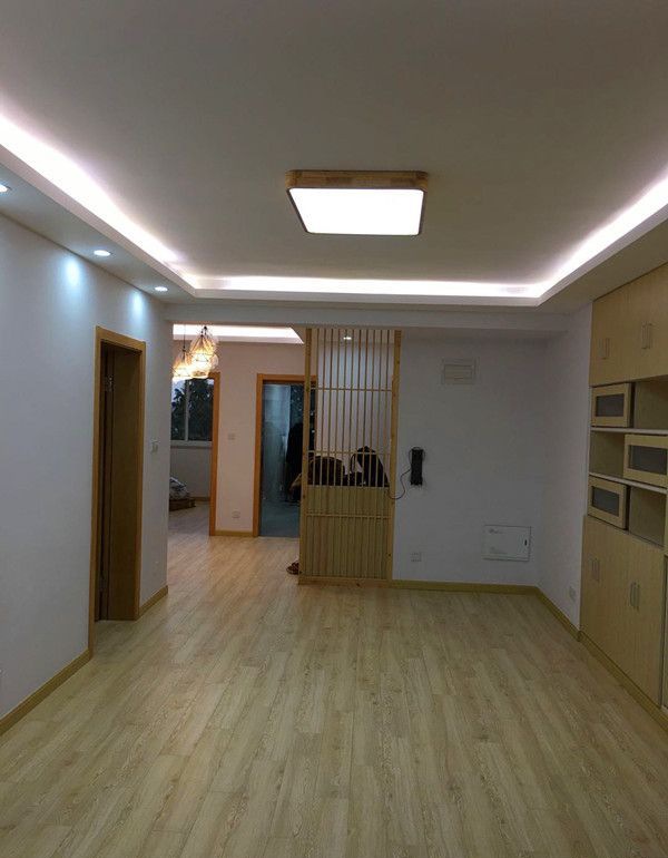 �Ϻ�����������·װ��Ч��ͼ