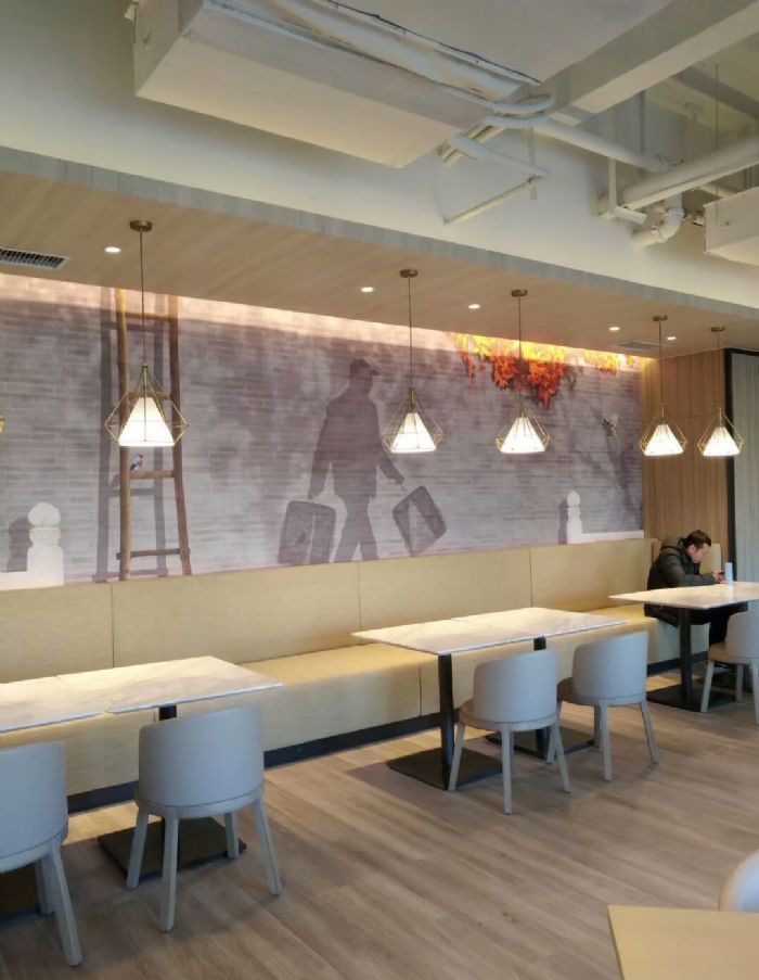 �Ϸ����ֻ���װ��Ч��ͼ