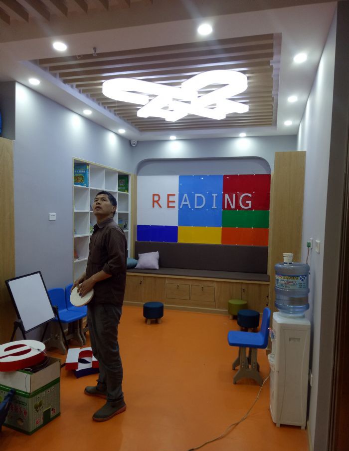 ʮ�߶��������Ӣ����ѵѧУװ��Ч��ͼ