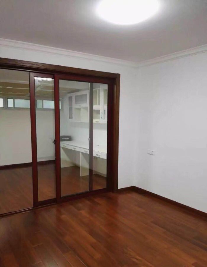 �Ϻ�������潨�ַ߽�װ��Ч��ͼ