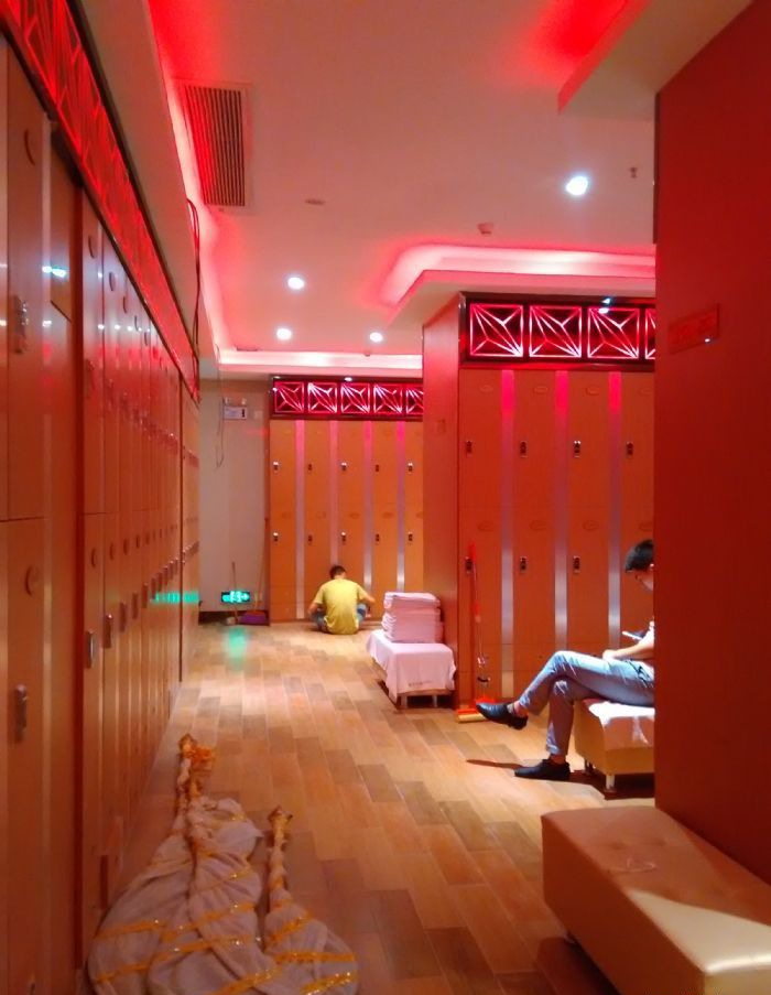 广州太和铜锣湾水疗会装修效果图