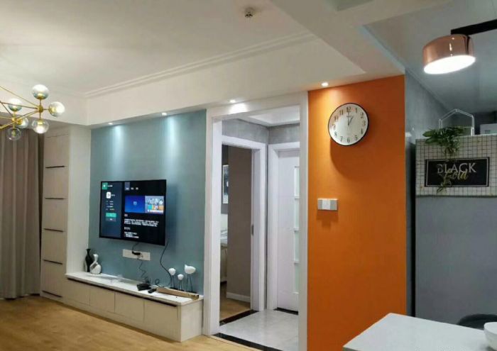 �人�ڴ���԰һ��װ��Ч��ͼ