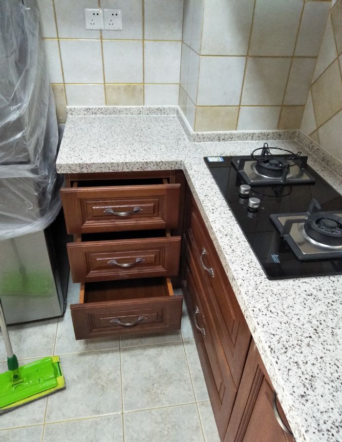 �ɶ��˾Ӷ�������װ��Ч��ͼ