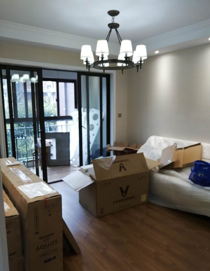 �Ϸ��к������װ��Ч��ͼ