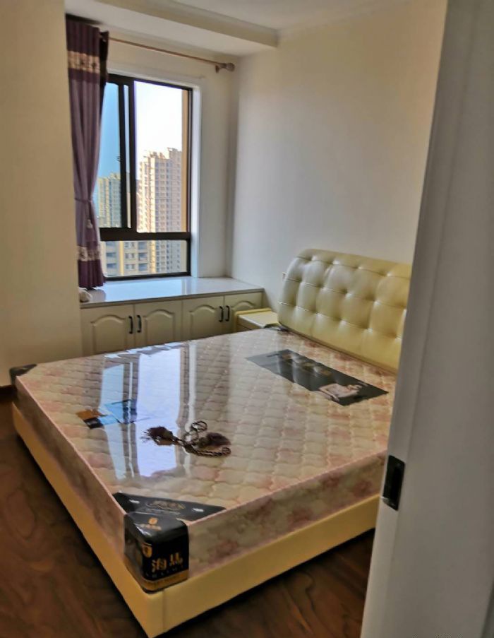 �Ϸ�����ʢ����Էװ��Ч��ͼ