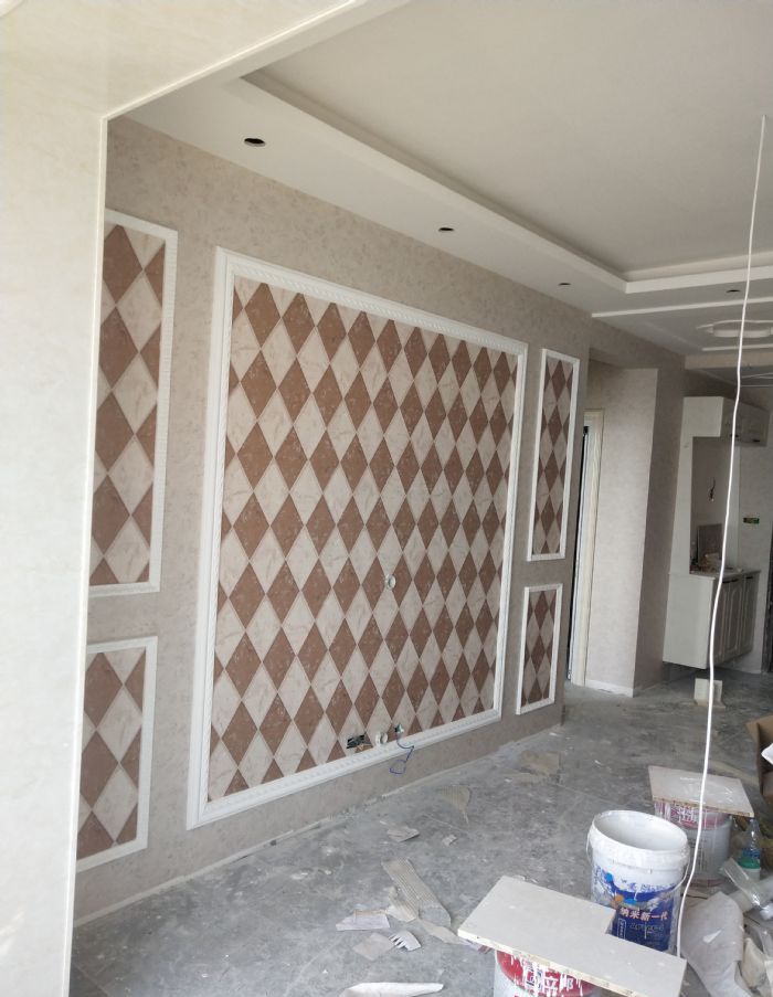 ������ԣ�͸���װ��Ч��ͼ