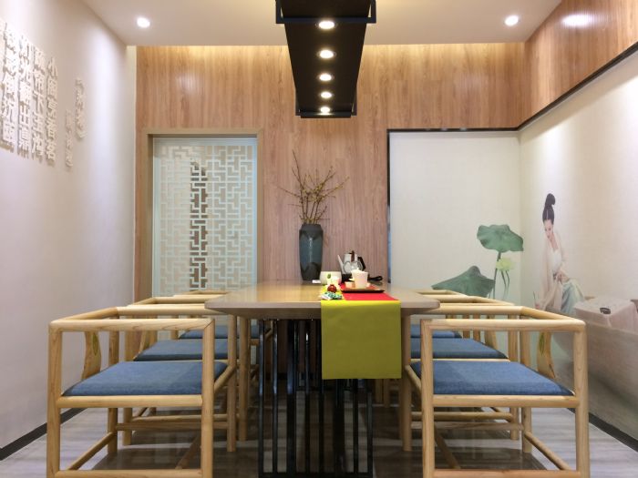 ����ɶ���խ����װ��Ч��ͼ