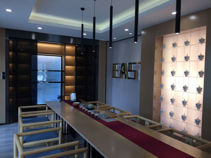 ����ɶ���խ����װ��Ч��ͼ